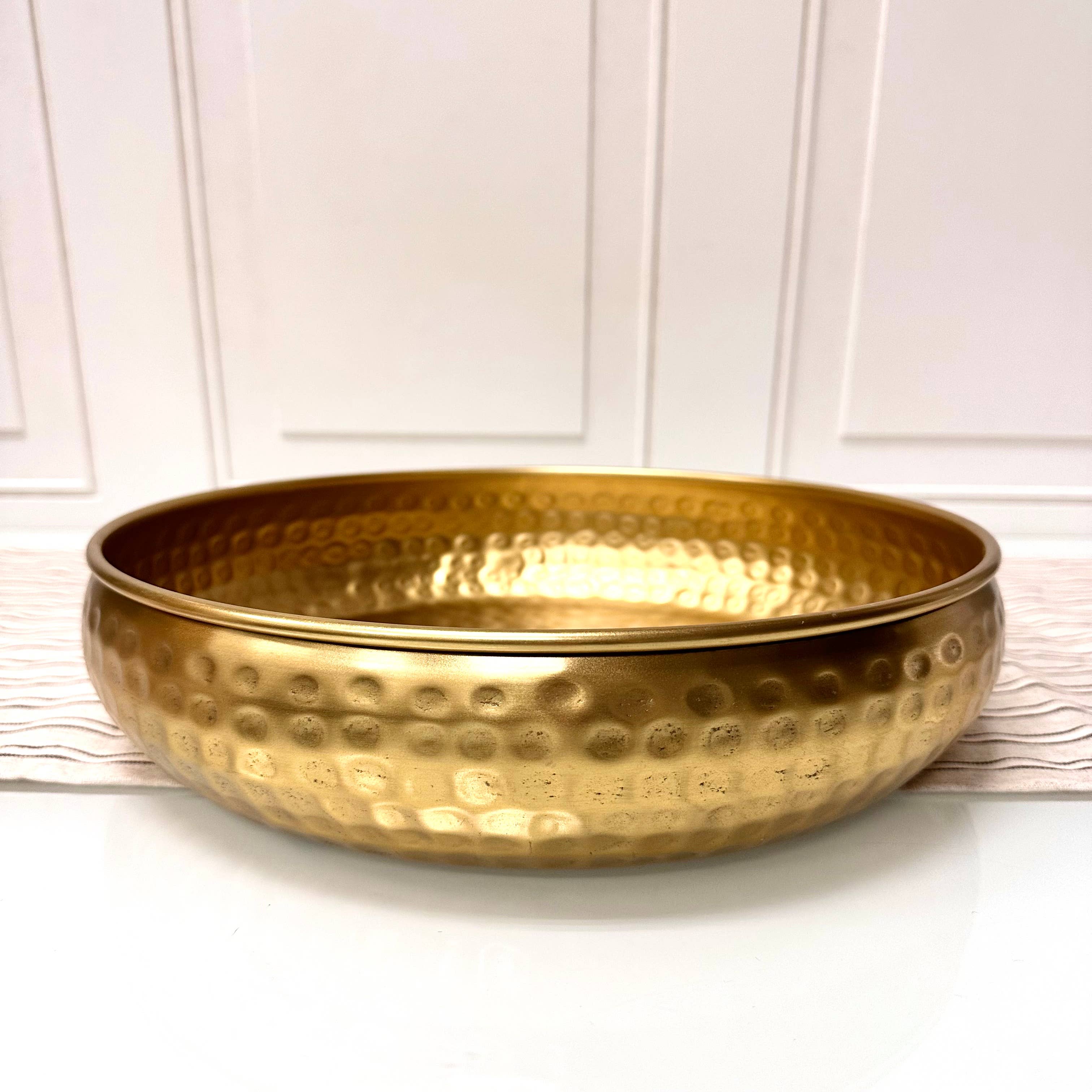 Sleek Gold Hammered Round Bowl