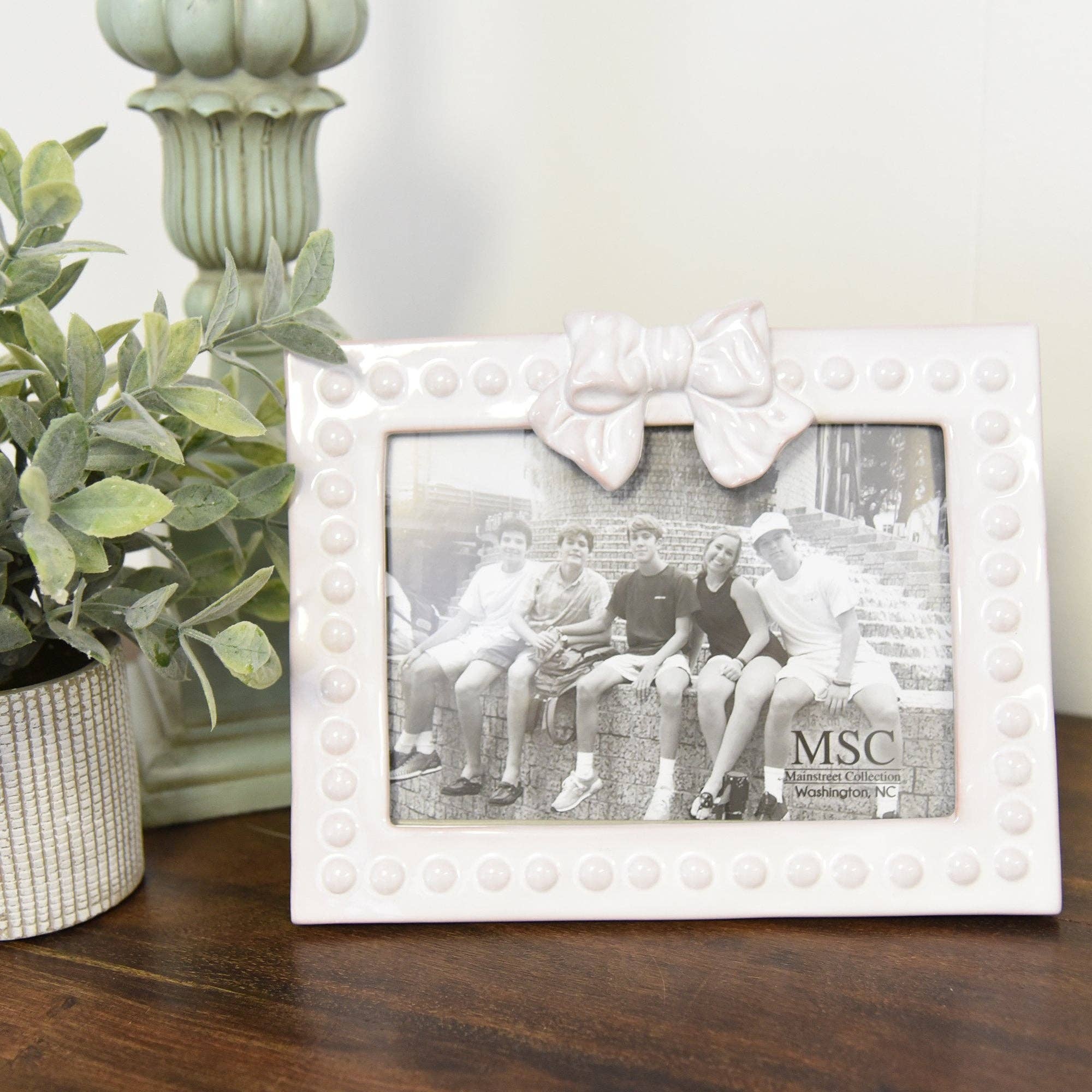 Whitewash Bow Picture Frame | 5" x 7"