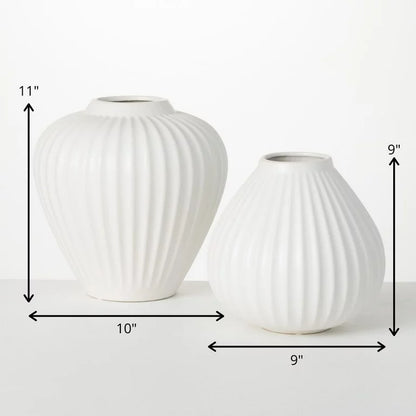 Ribbed Vase (2 Size Options)