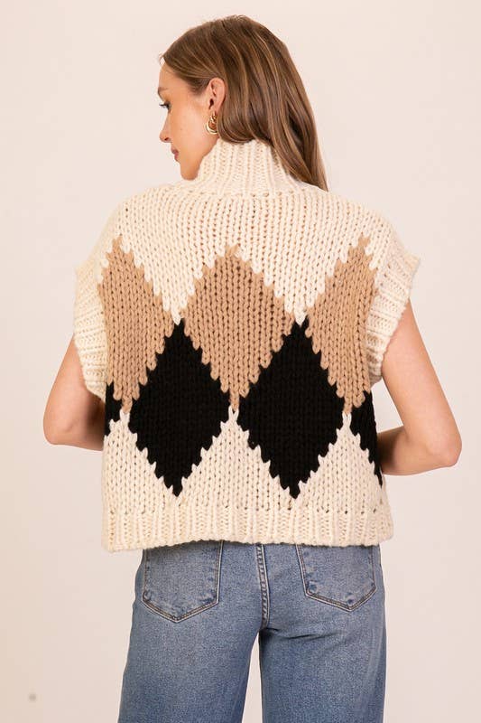 Chunky Knit Diamond Sweater Vest