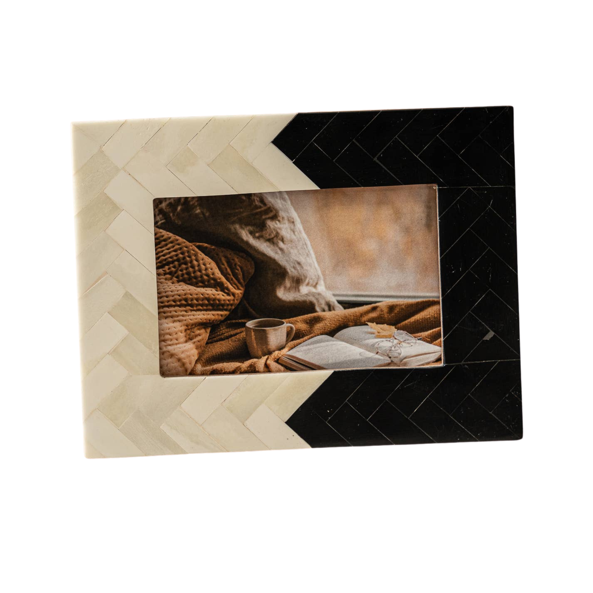 Ebony & Ivory Chevron Bone Frame | 4"x 6"