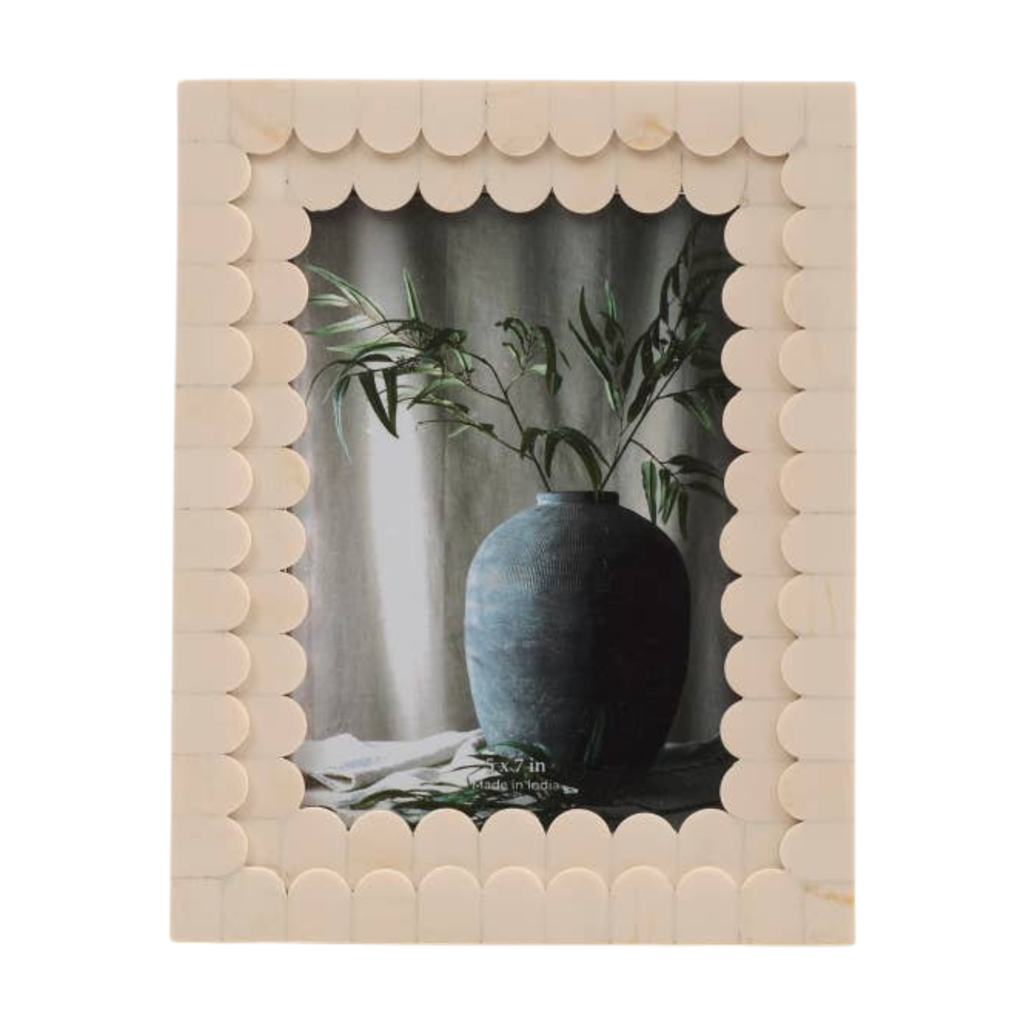 Ivory Scalloped Frame | 5" x 7"