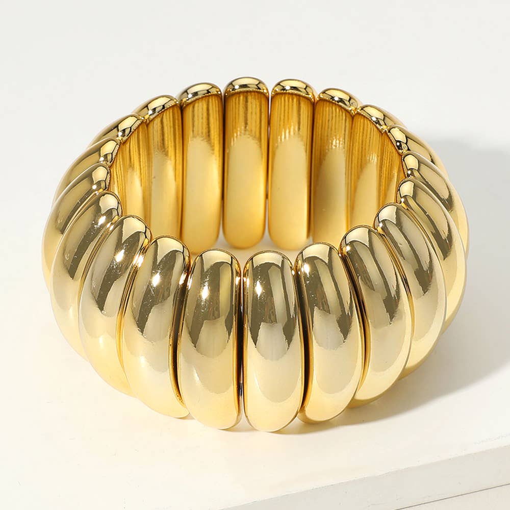 Wide Metal Ribbed Stretch Bracelet | Yellow Gold